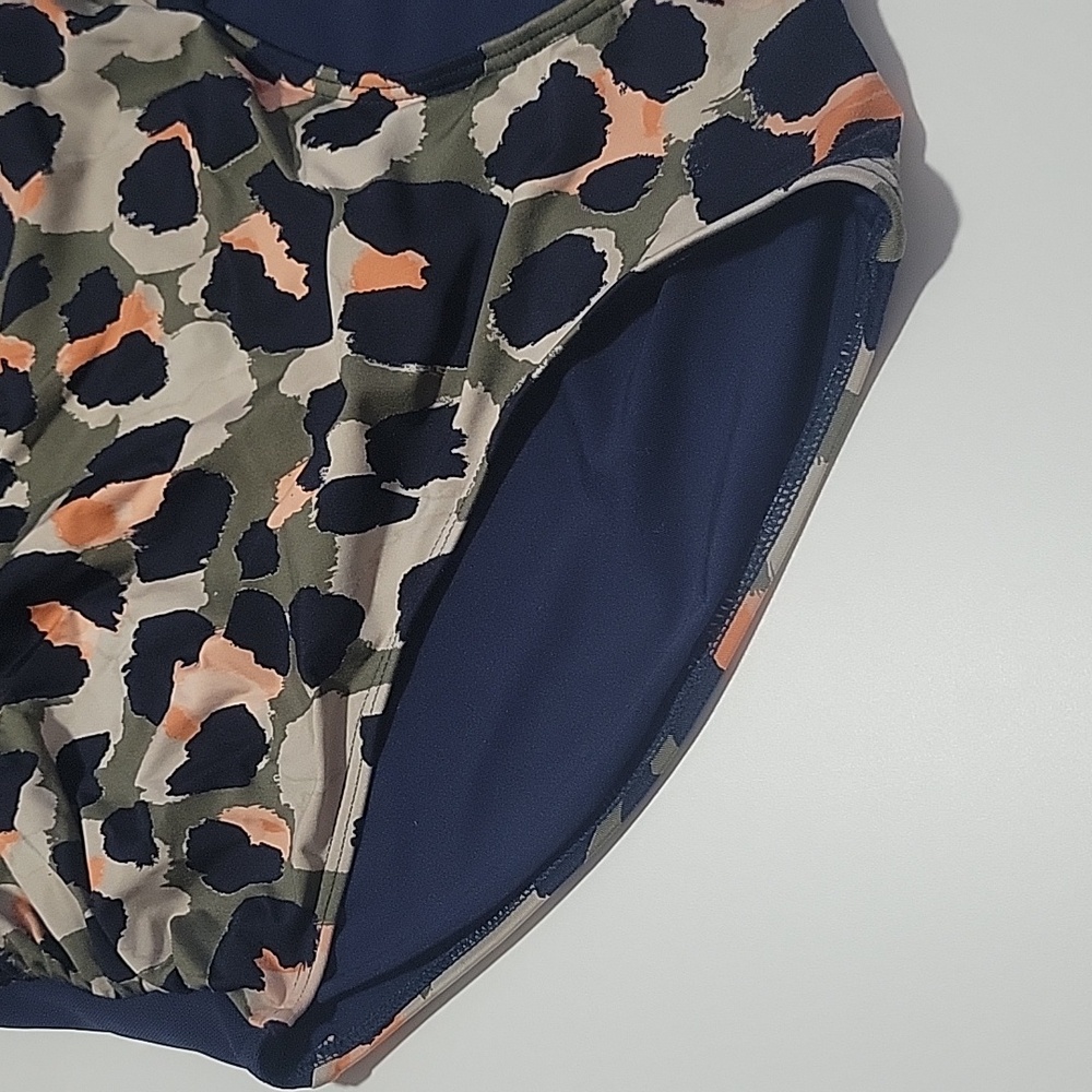 DKNY  Navy Leopard Print  One Piece Swimsuit 12 - Picture 7 of 13